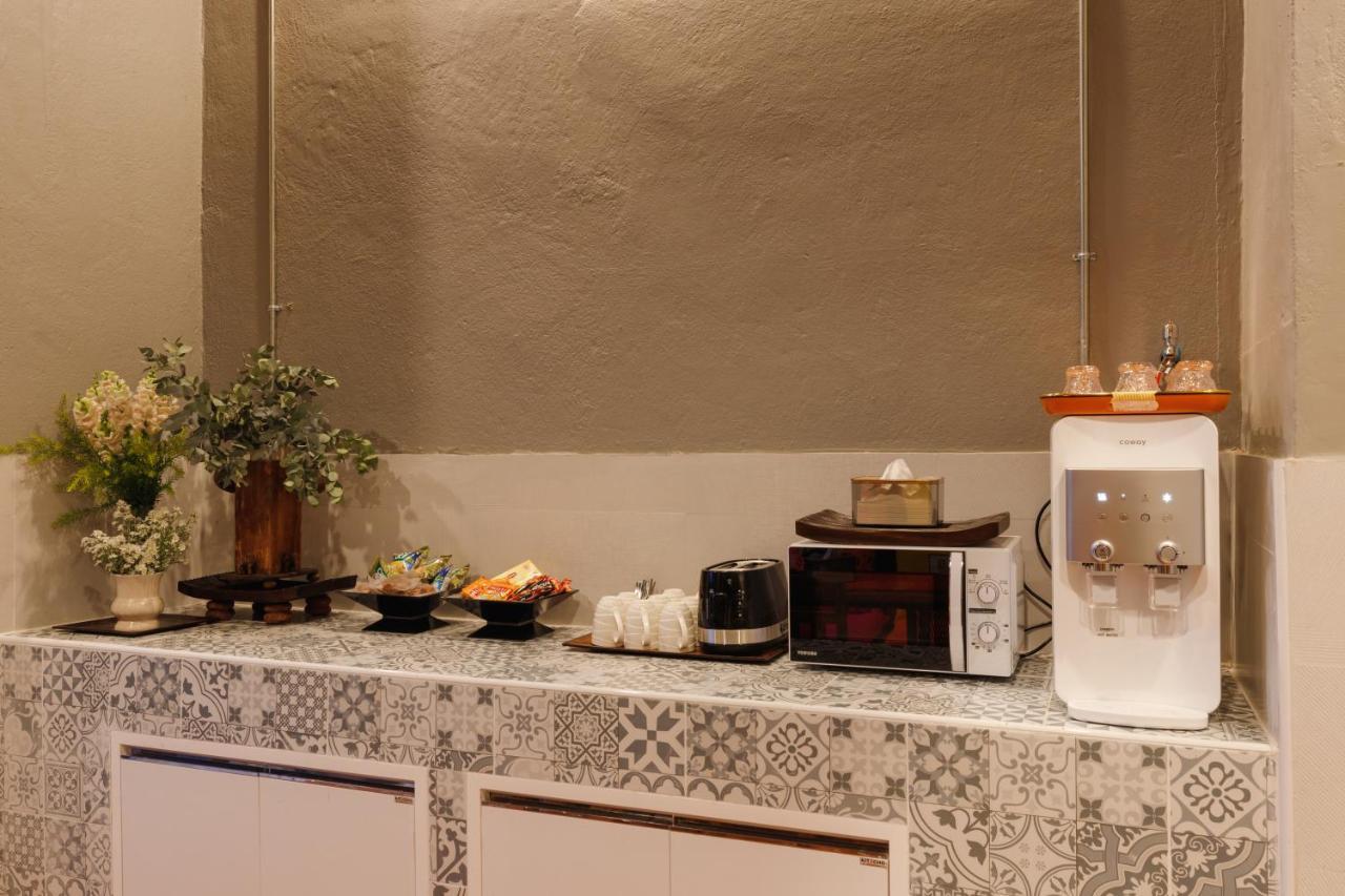 Hostel Ilili House *