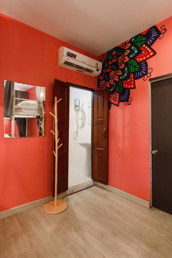 Ilili House *